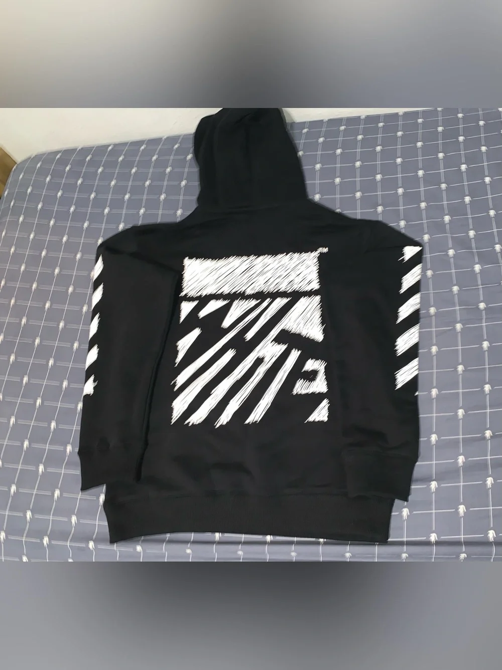 Off-White Diagonal Stripe Hoodie Black Size: 8/Small